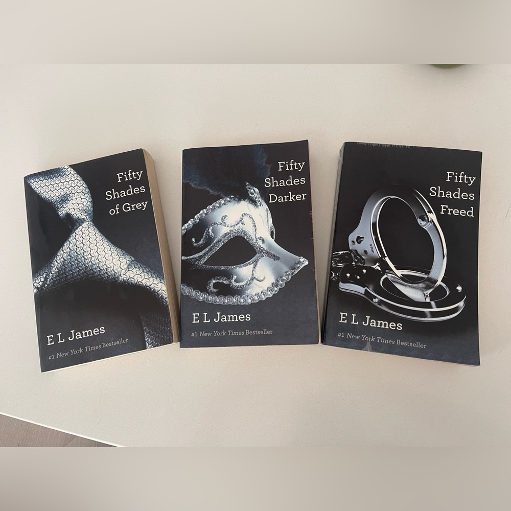 Fifty shades trilogy paperback